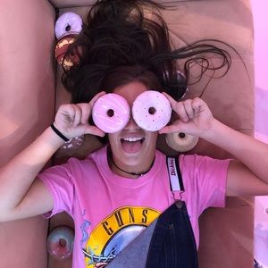 Meet your Posher, Sage